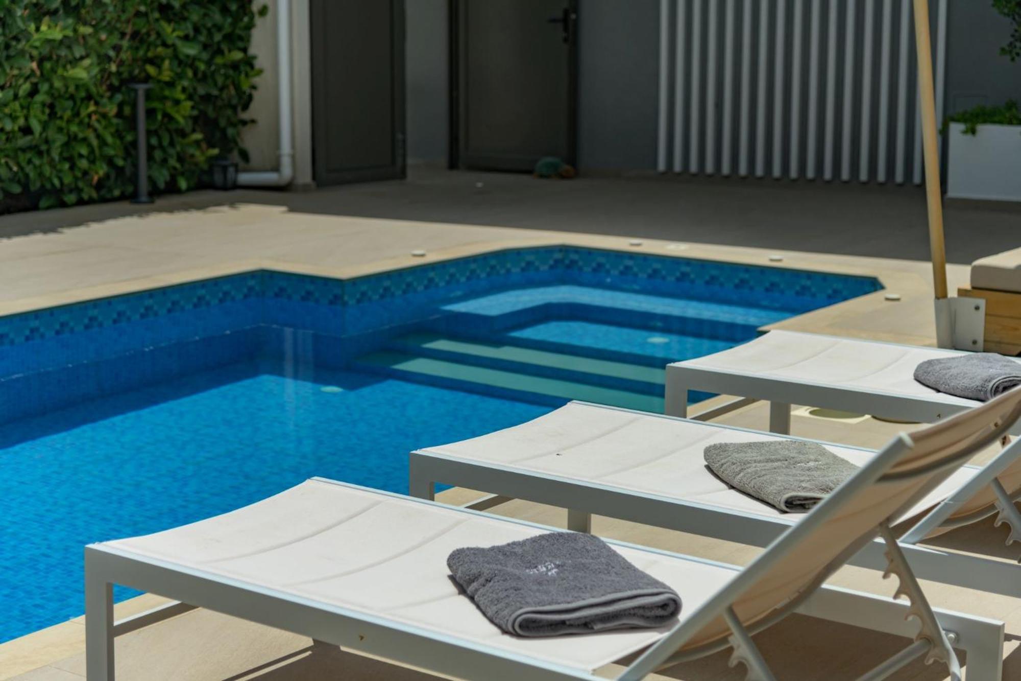 Dareia Suites Plános Zewnętrze zdjęcie